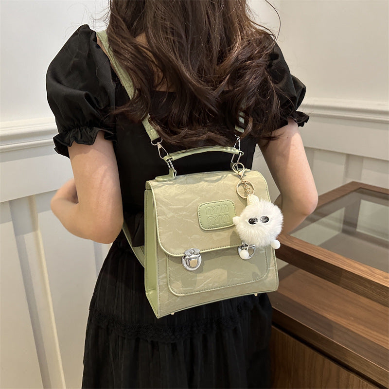 Damen Mini-Umhängetasche mit verspieltem Design von Nord Taschen