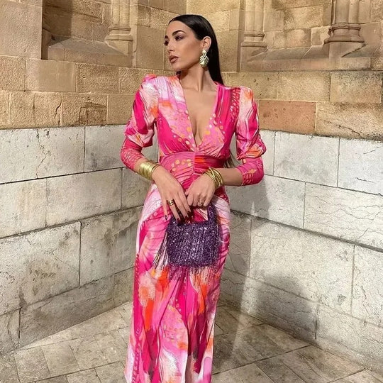 Damen 40+ Maxikleid mit tiefem V‑Ausschnitt, geraffter Taillenpartie und dezenten Puffärmeln Nord Taschen