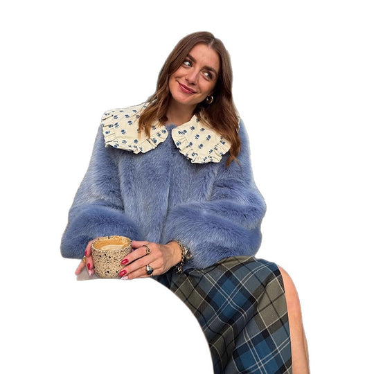 Damen Kurze Kunstpelzjacke mit markantem Häkelkragen Nord Taschen