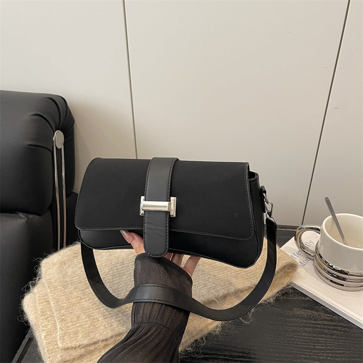 Damen elegante Umhängetasche mit hochwertiger Lederoberfläche und stilvollem Verschluss Nord Taschen