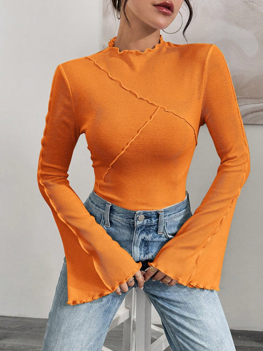 Damen Enganliegendes Geripptes Langarmshirt mit Stehkragen und Kräuselsaum Nord Taschen