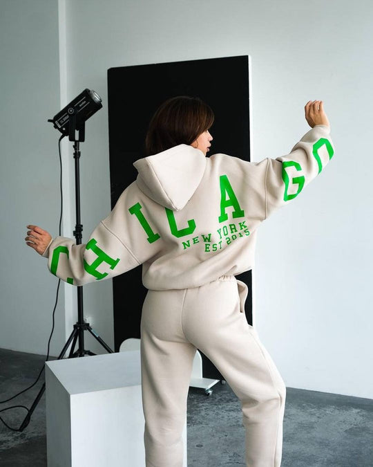 Damen Oversized Kapuzenpullover mit großflächigem Blockprint Nord Taschen