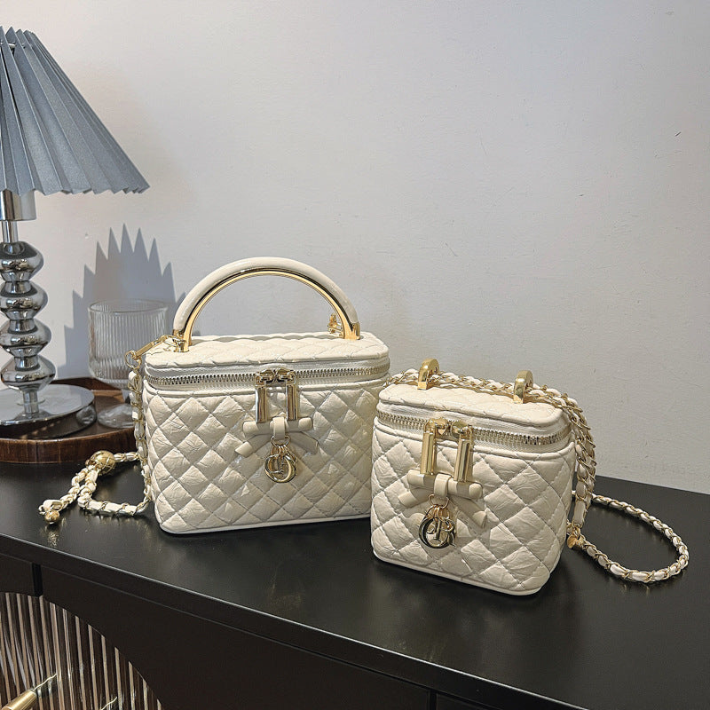 Damen elegante Handtasche mit luxuriösem Kettenakzent Nord Taschen