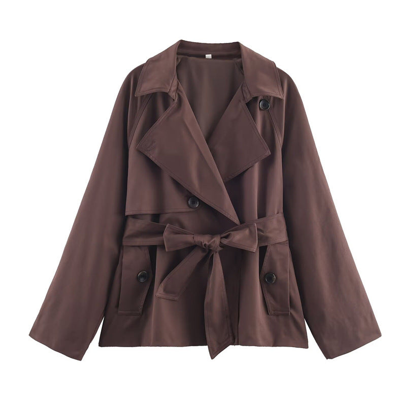 Damen Gekürzte Trenchjacke mit Schalkragen, Bindegürtel und Pattentaschen Nord Taschen