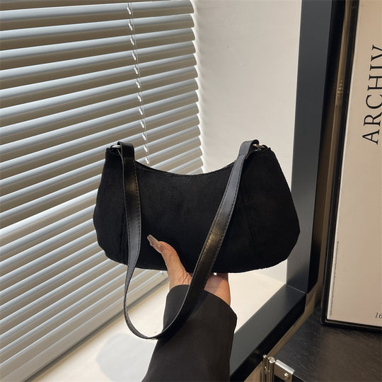 Damen Umhängetasche mit luxuriösem Wildleder-Finish und praktischem Schulterriemen Nord Taschen
