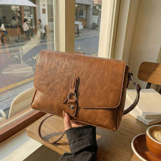 Damen elegante Umhängetasche mit luxuriösem Lederfinish und praktischen Fächern Nord Taschen
