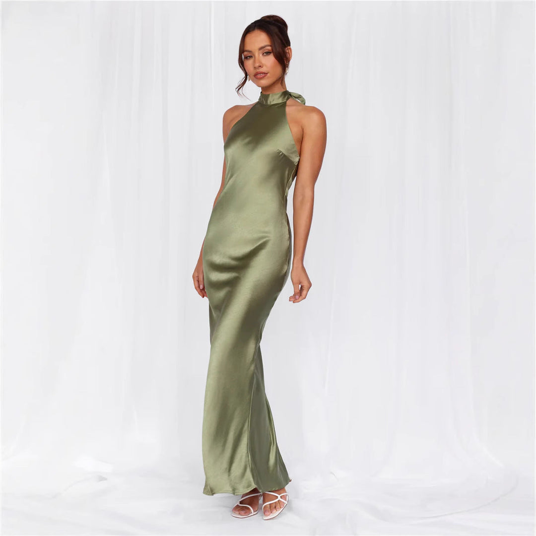 Damen Elegantes Satin-Maxikleid mit hohem Kragen und körpernahem Schnitt Nord Taschen