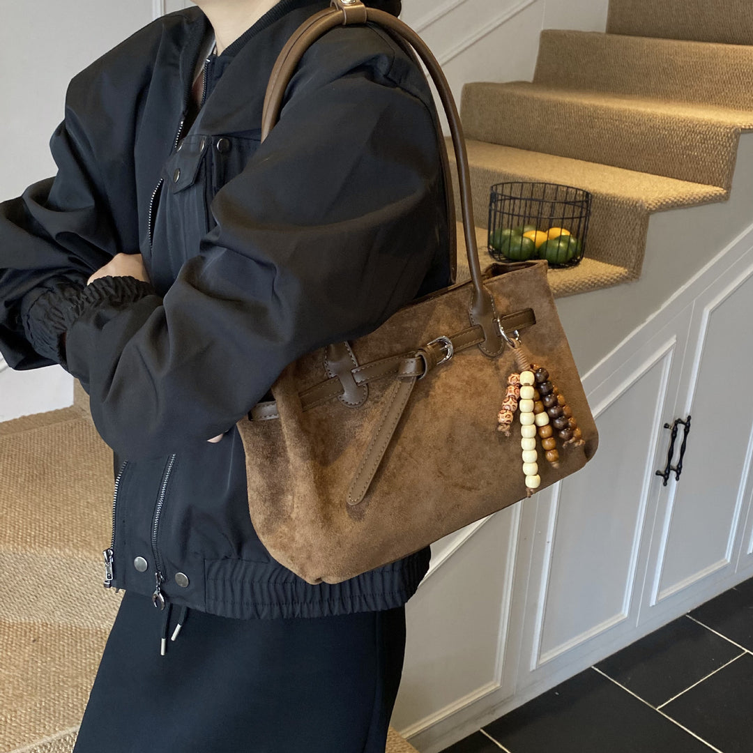 Damen modische Veloursleder Handtasche mit eleganten Akzenten Nord Taschen