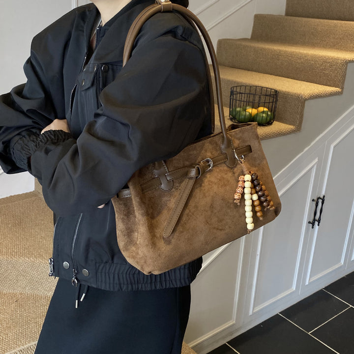 Damen modische Veloursleder Handtasche mit eleganten Akzenten Nord Taschen