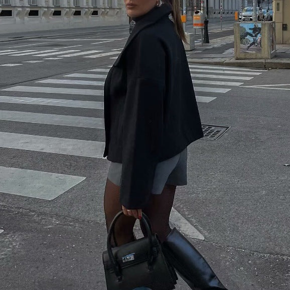Damen Kurzmantel im Oversize‑Cut mit Doppelreiher und weitem Umschlagkragen Nord Taschen