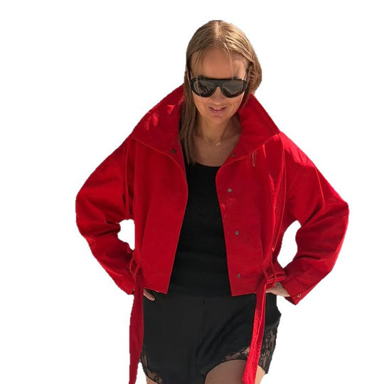 Damen Oversize Kurzjacke mit Taillengürtel und Hemdkragen Nord Taschen