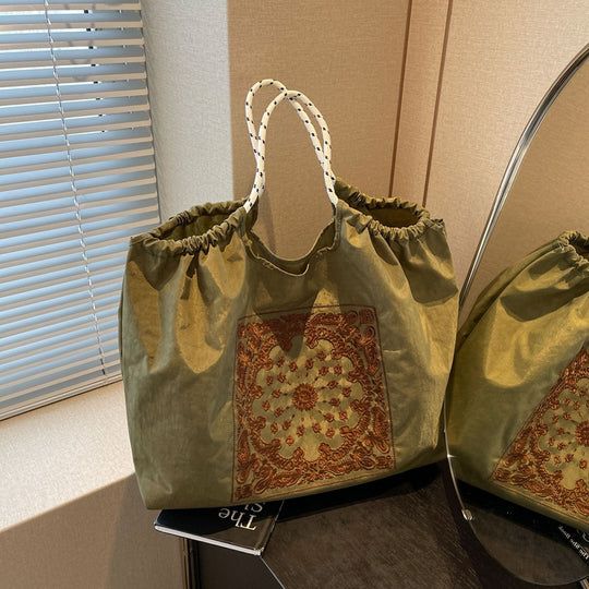 Damen Tragetasche mit einzigartigem, handgefertigtem Design | Nord Taschen