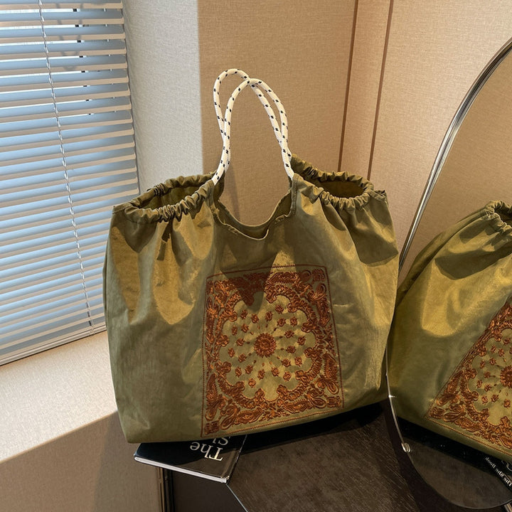 Damen Tragetasche mit einzigartigem, handgefertigtem Design | Nord Taschen