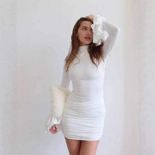 Damen Eng anliegendes Minikleid mit Rüschen-Volantärmeln und geraffter Wickeloptik Nord Taschen