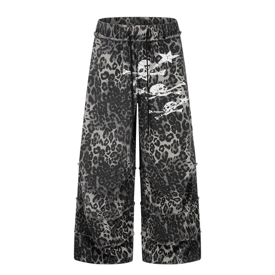 Damen Weite Cargo-Culotte-Shorts mit Fransenstufen und Totenkopf-Print Nord Taschen