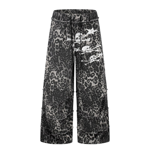 Damen Weite Cargo-Culotte-Shorts mit Fransenstufen und Totenkopf-Print Nord Taschen