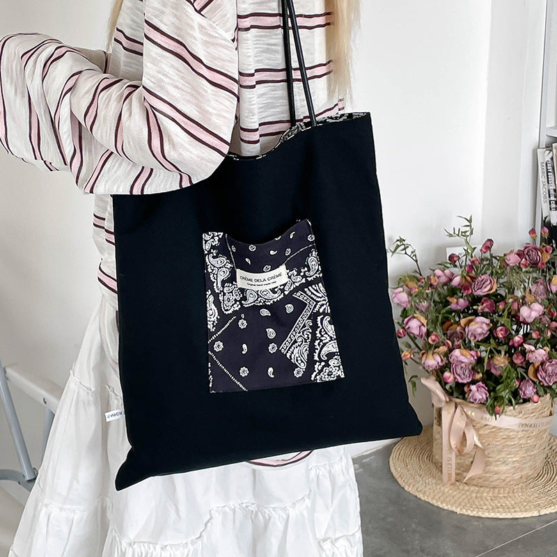 Damen Tragetasche mit elegantem Bandana-Design Nord Taschen