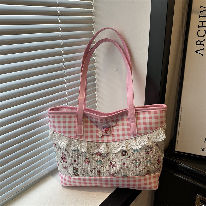 Damen Shopper-Tasche mit romantischem Karomuster und zarten Spitzendetails Nord Taschen