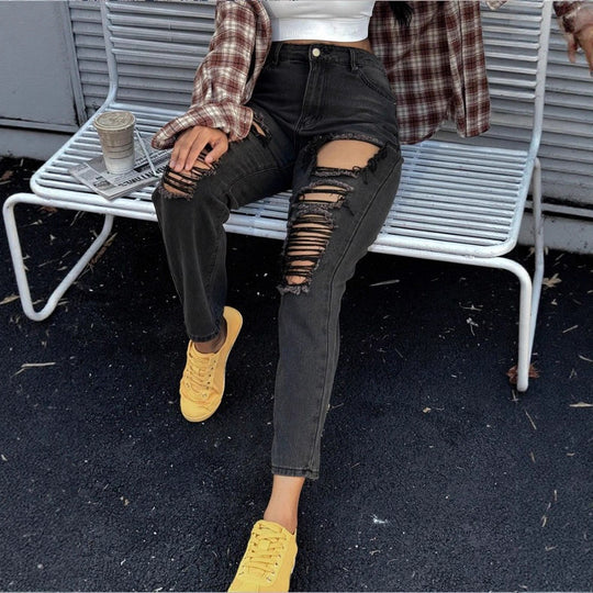 Damen hochgeschnittene Ripped-Mom-Jeans mit mehreren Knie-Cutouts und relaxed Straight-Schnitt Nord Taschen