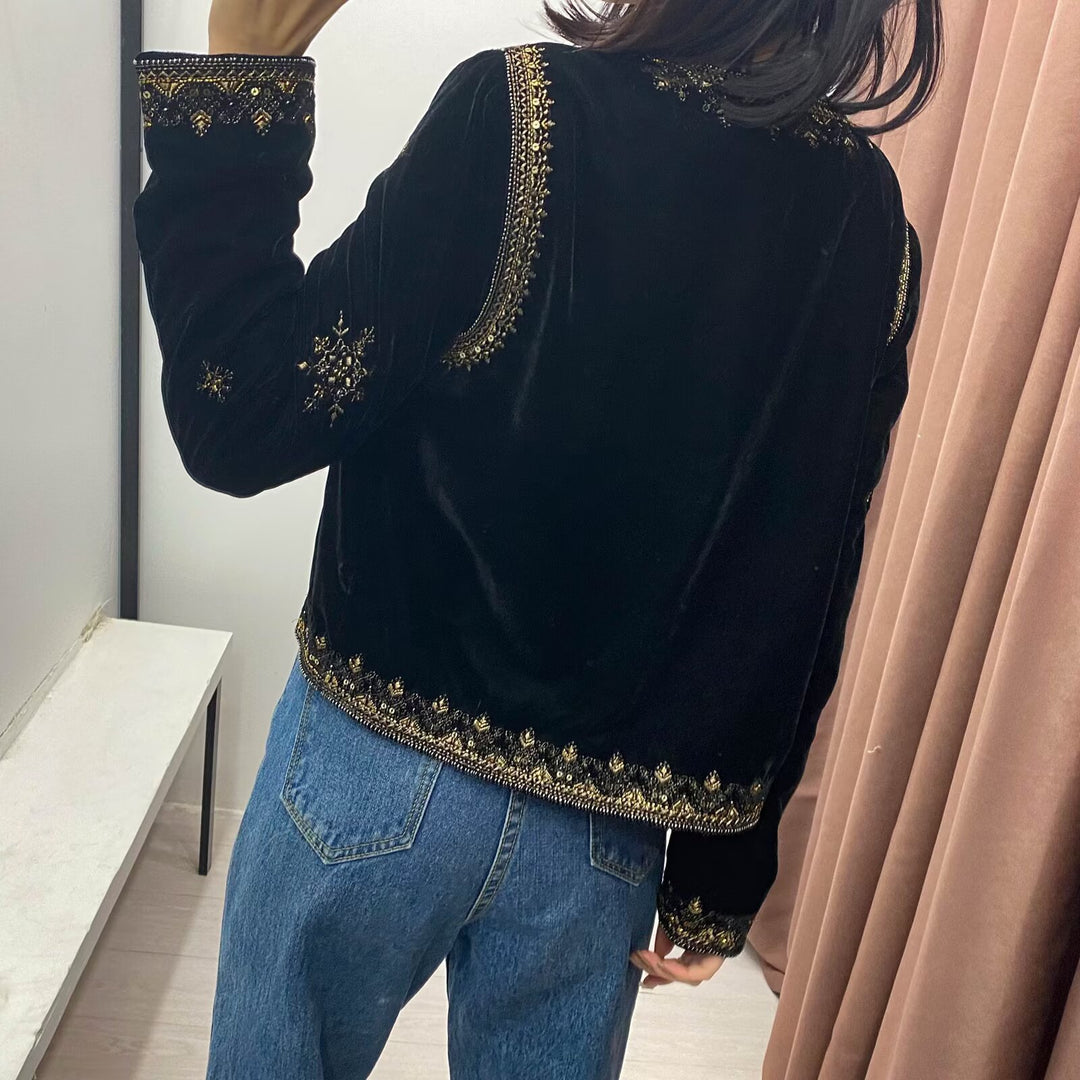 Damen Kurzsametjacke mit filigraner Metallstickerei und Perlenbesatz Nord Taschen