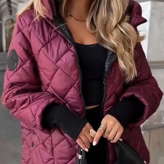 Damen Wattierte Kapuzen-Steppjacke mit Karosteppung, leichter Thermofüllung und durchgehendem Reißverschluss Nord Taschen