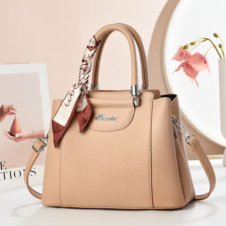 Damen Handtasche mit strukturiertem Kunstleder und stilvollem Schal Nord Taschen