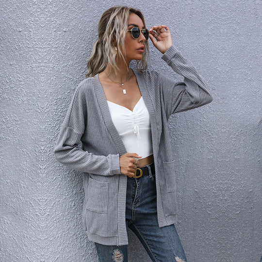 Damen Lockerer Feinstrick-Cardigan mit geripptem Strukturstrick und aufgesetzten Taschen Nord Taschen