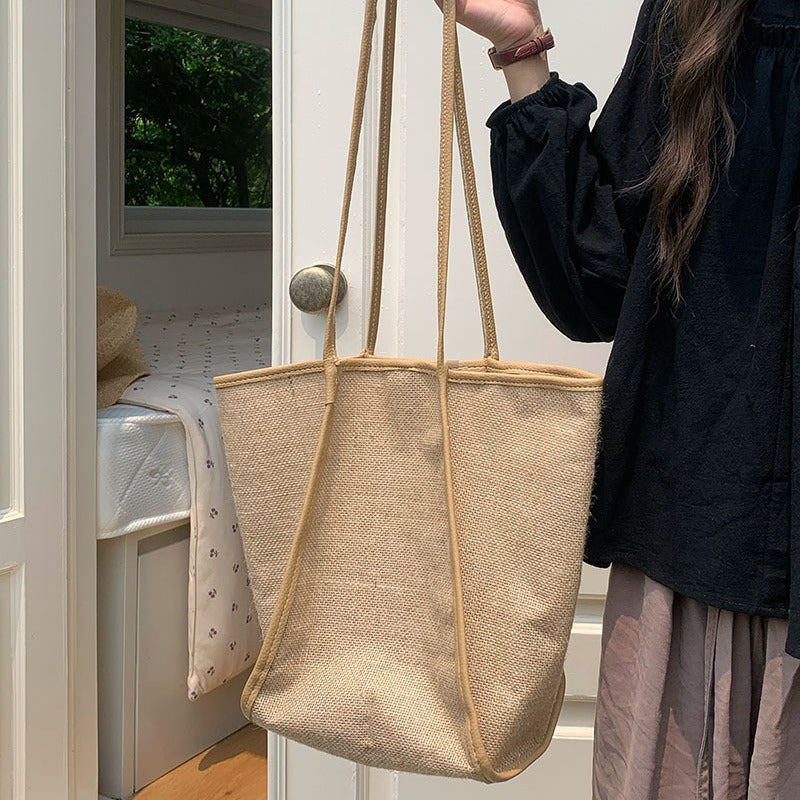 Damen Strandtasche mit eleganten Akzenten und abnehmbarem Innenbeutel Nord Taschen