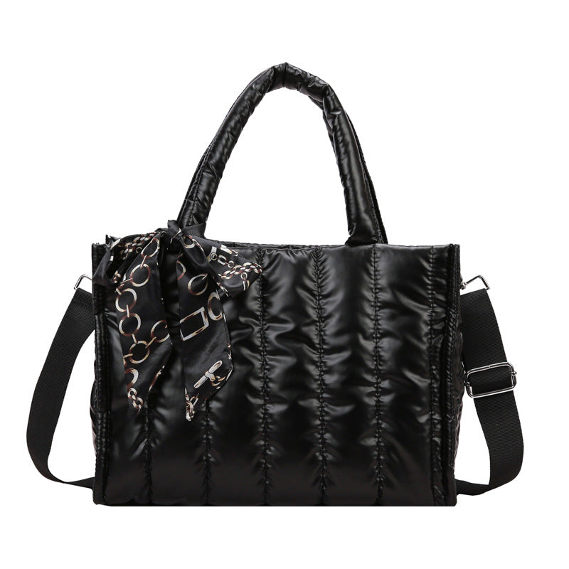 Damen Stepp Handtasche mit elegantem Schal Nord Taschen