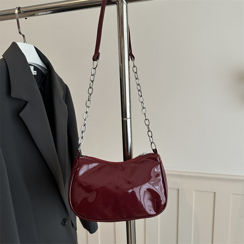 Damen Luxus Handtasche mit glänzender Oberfläche von Nord Taschen
