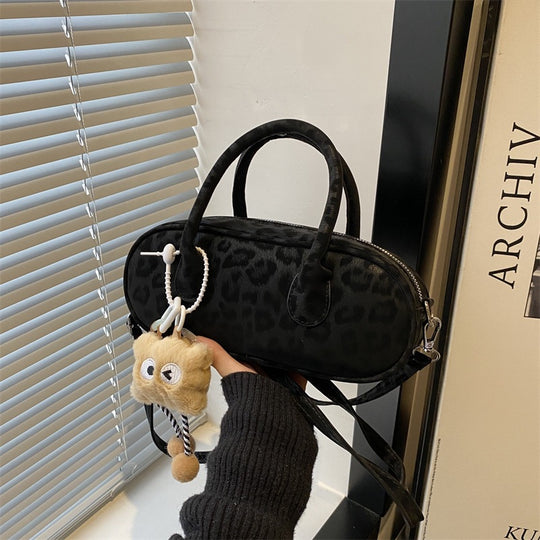 Damen modische Handtasche im minimalistischen Design Nord Taschen