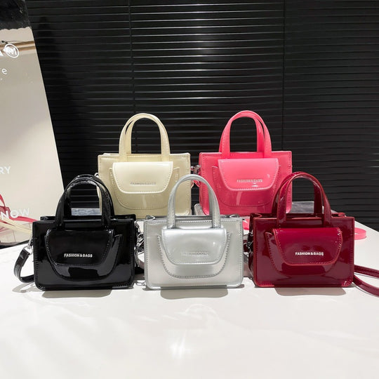 Damen elegante Mini-Handtasche mit praktischen Fächern Nord Taschen