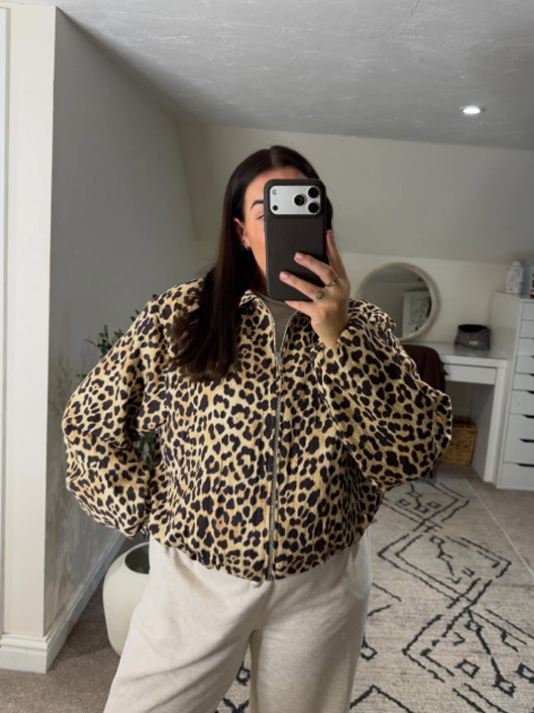 Damen gefütterte Oversize Bomberjacke mit Leopardenmuster und Stehkragen Nord Taschen
