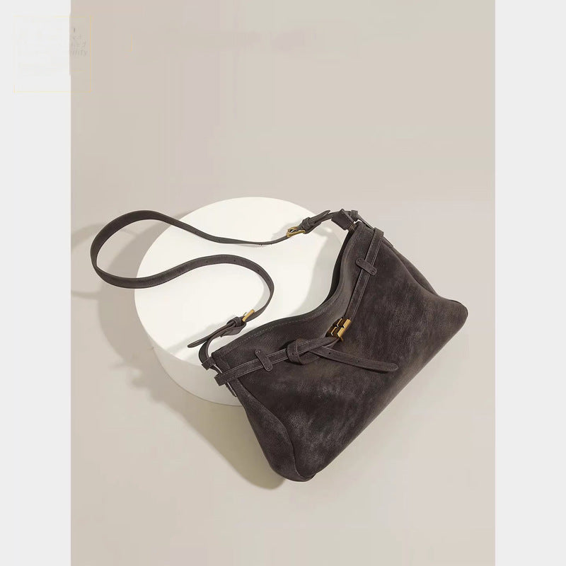Damen Hobo-Tasche mit luxuriöser Samtoberfläche und elegantem Kettenverschluss Nord Taschen