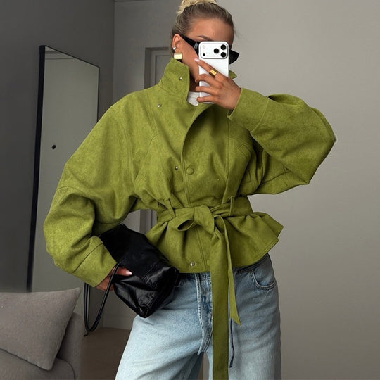 Damen Taillierte Kurzjacke in Velourslederoptik mit weitem Ärmel und Bindegürtel Nord Taschen
