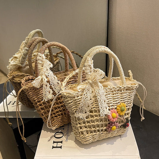 Damen handgefertigte Basttasche mit buntem Floraldesign Nord Taschen