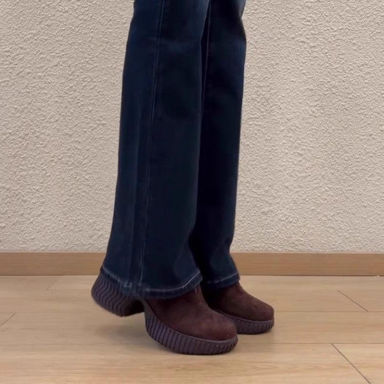 Damen Plateau-Slip-On mit skulpturaler Lug-Sohle und gepolstertem Komfortfußbett Nord Taschen