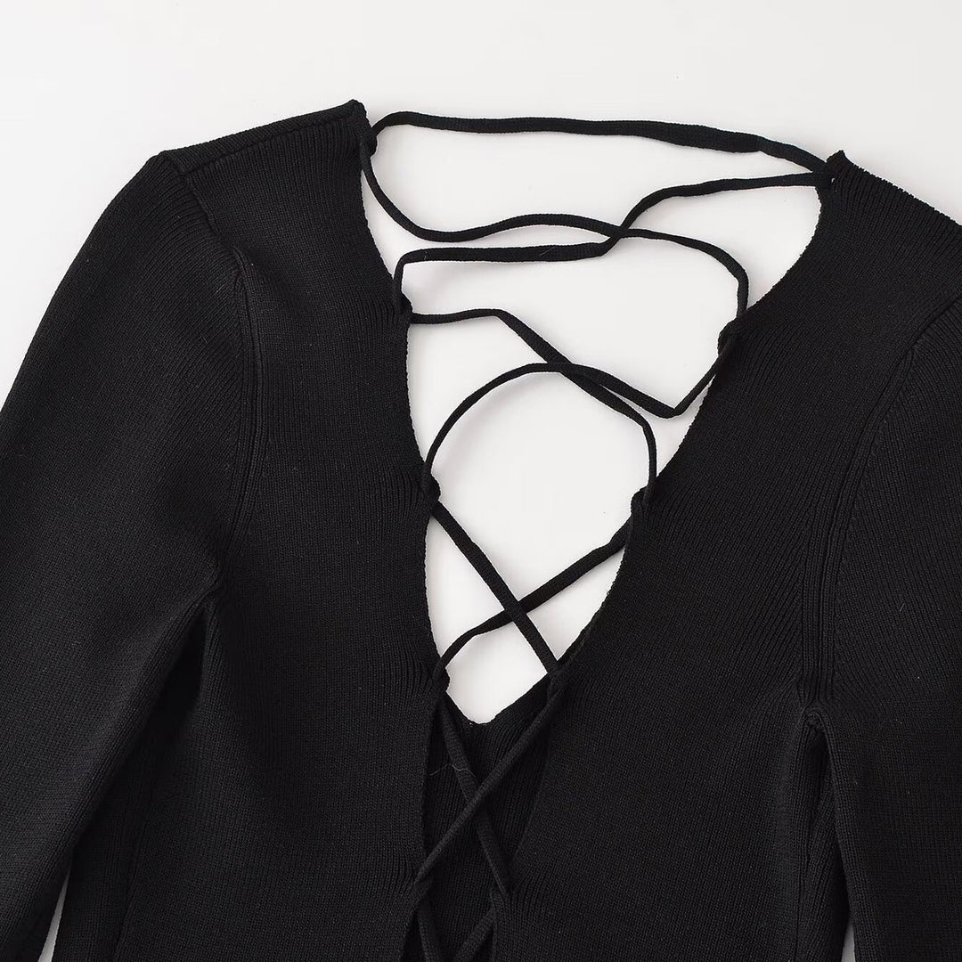 Damen Cropped Feinstrick-Top mit tiefem V‑Ausschnitt, dekorativer Schnürung vorne und Tunnelzugsaum Nord Taschen