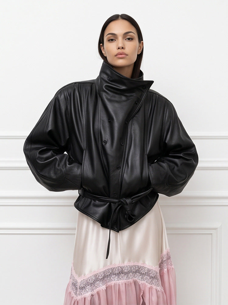Damen Oversize-Kunstleder-Bomberjacke mit hohem Stehkragen und Taillengürtel Nord Taschen