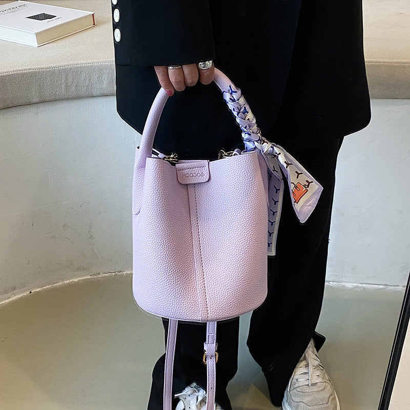 Damen Bucket Bag mit exklusivem Halstuch Nord Taschen