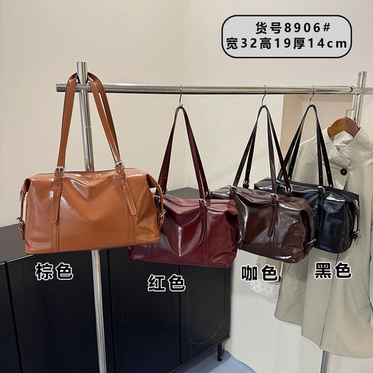 Damen elegante Handtasche mit hochwertiger, glänzender Oberfläche Nord Taschen
