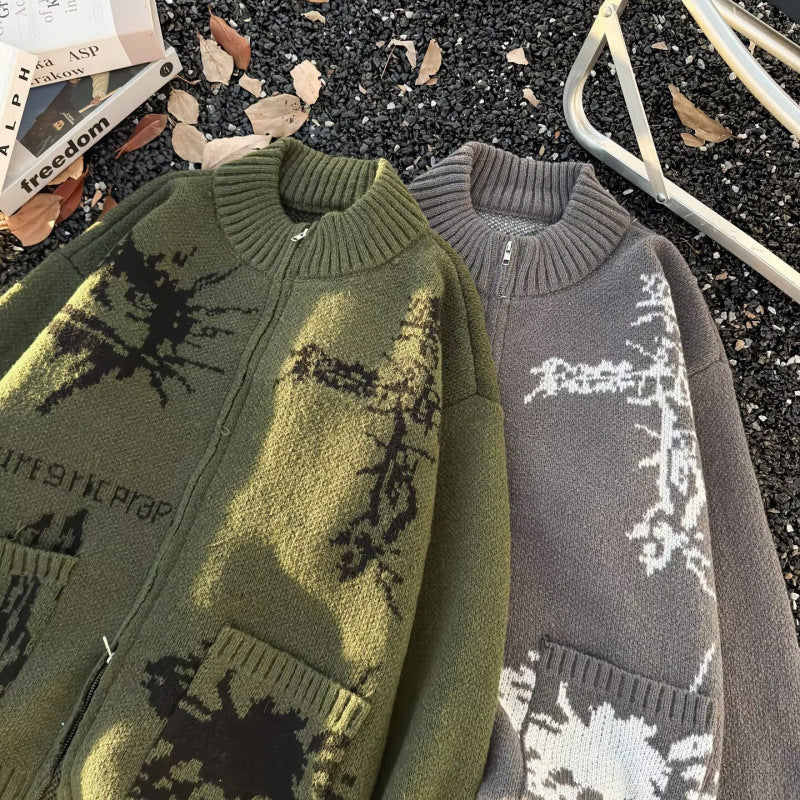 Unisex Grobgestrickte Zip‑Strickjacke mit hohem Rippenkragen, Jacquardmuster und aufgesetzten Taschen Nord Taschen