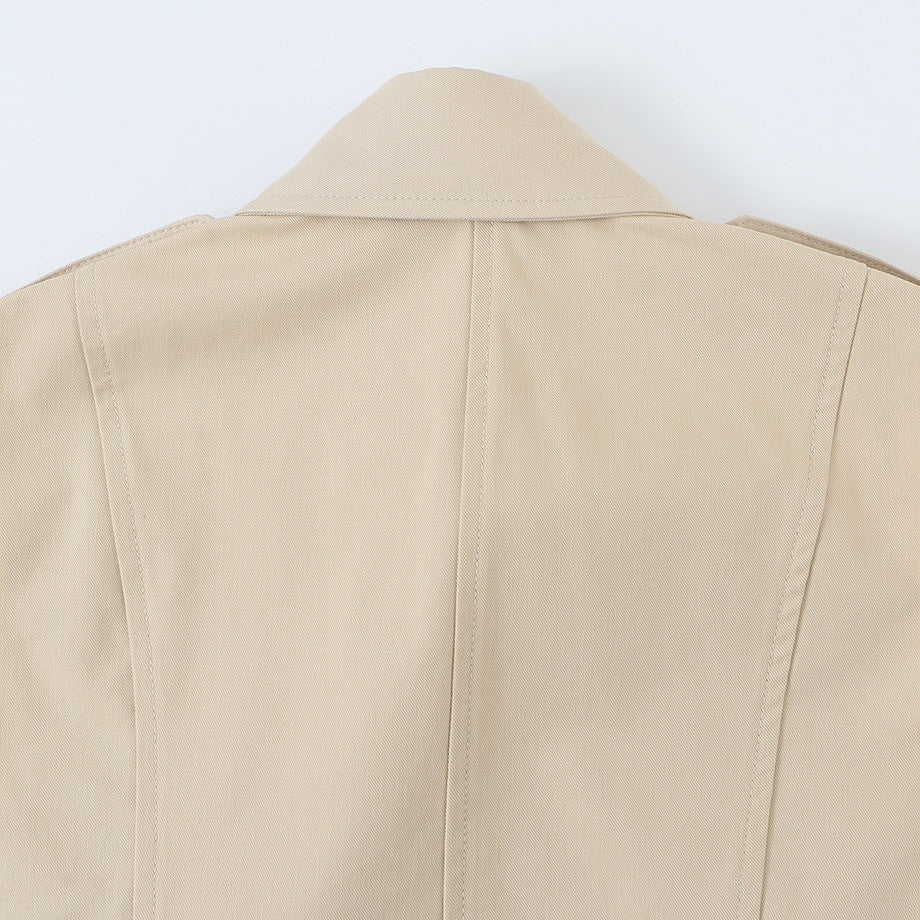 Damen Ärmellose taillierte Trench-Weste mit Cut-Out, Schulterklappen und Pattentaschen Nord Taschen