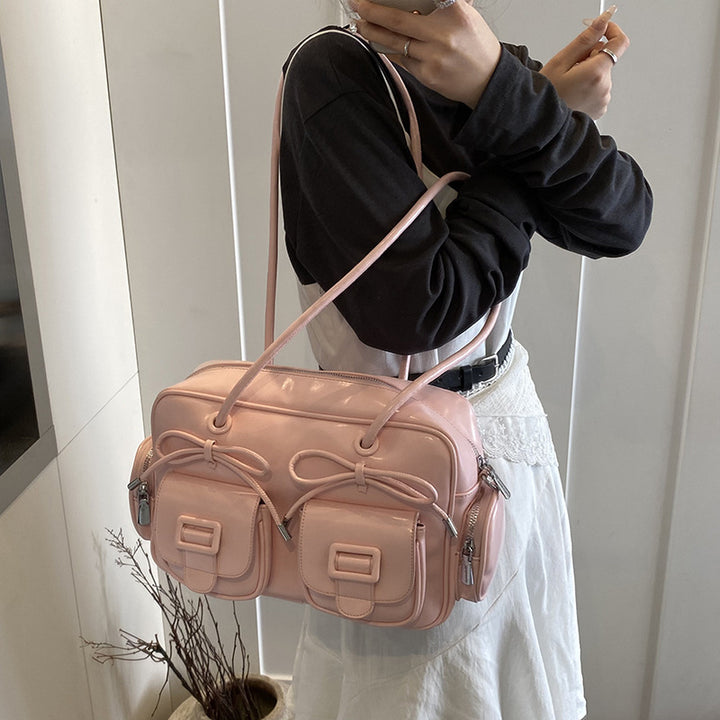 Damen elegante Umhängetasche aus hochwertigem Kunstleder mit praktischen Fronttaschen Nord Taschen