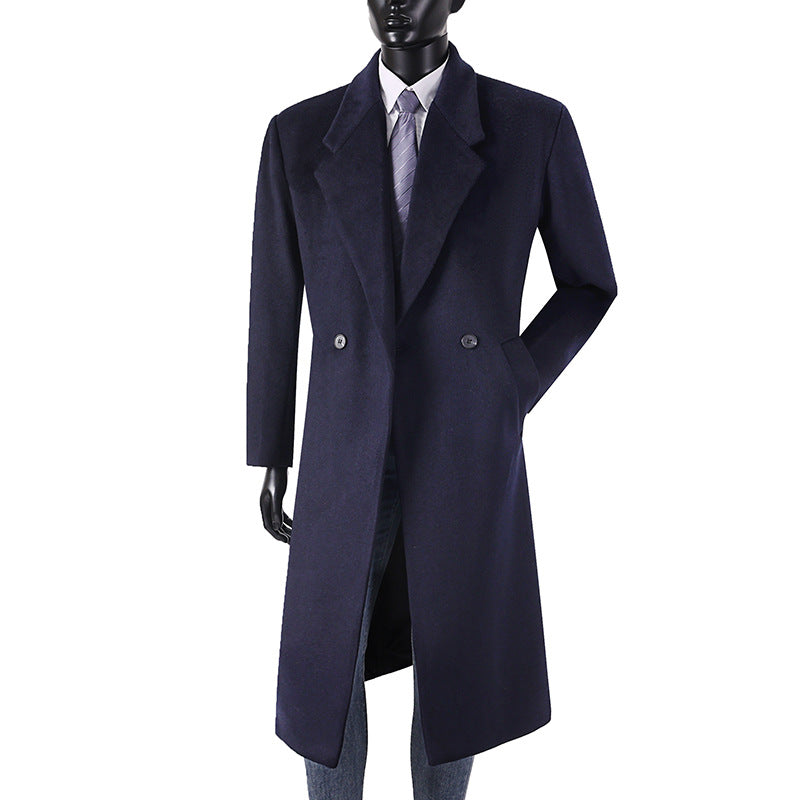 Herren Maxilanger Wollmantel im minimalistischen Schnitt mit schmalem Revers und seitlichen Eingrifftaschen Nord Taschen