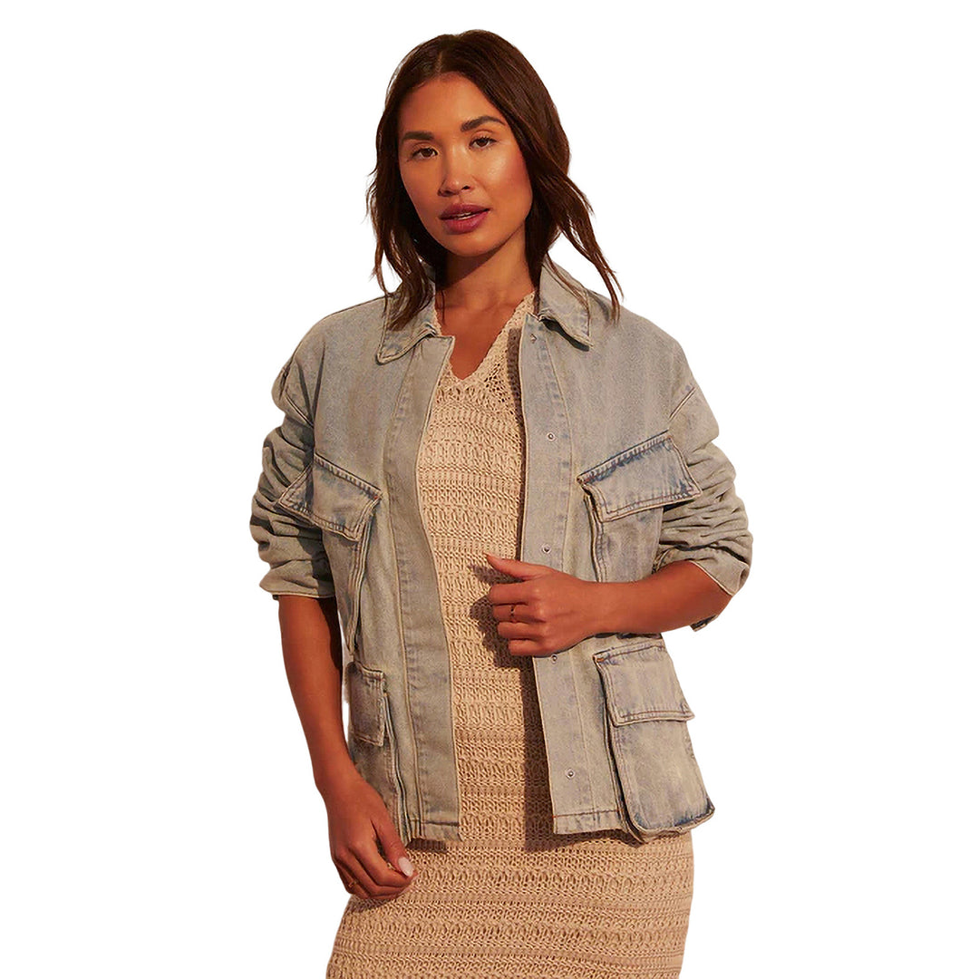 Damen Oversize-Utility-Denimjacke mit großen Pattentaschen und knöpfbarer Front Nord Taschen