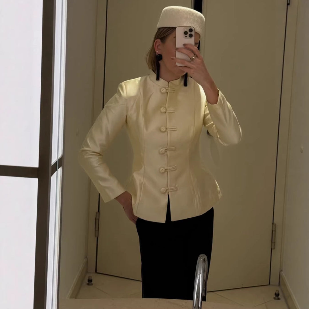 Damen 100+ elegante taillierte Blusenjacke mit Mandarinkragen und dekorativen Knotenverschlüssen Nord Taschen