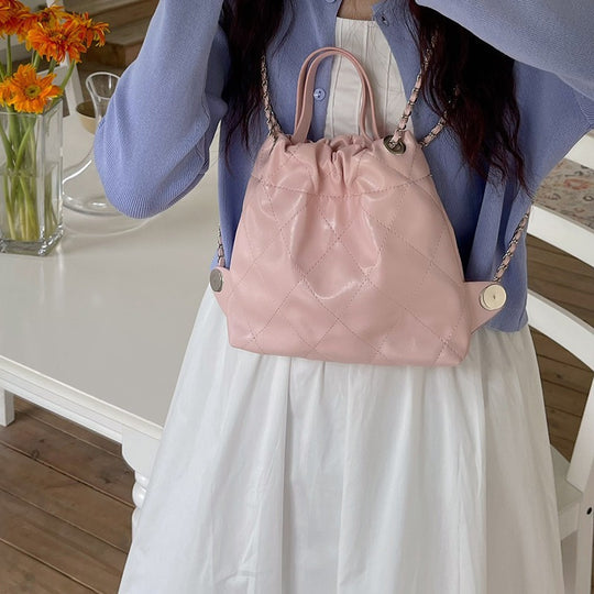 Damen Hobo-Tasche mit eleganter Raffung und praktischem Kettenriemen Nord Taschen