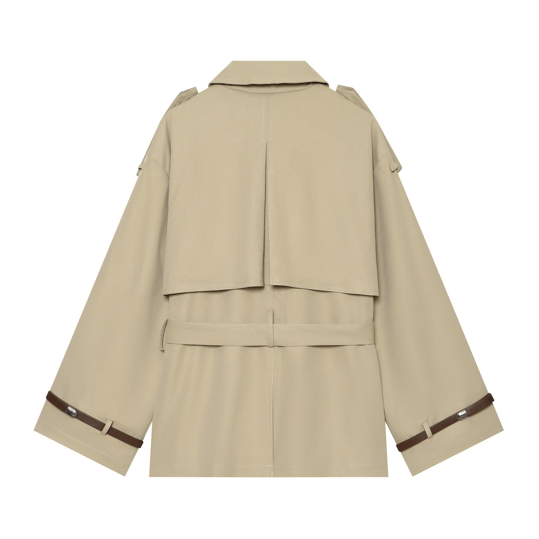 Damen Kurzcape-Trenchcoat mit doppelreihiger Knopfleiste, Schulterklappen und Taillengürtel Nord Taschen
