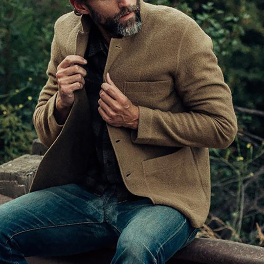 Herren Sakkoartige Strickjacke mit Hemdkragen und aufgesetzten Taschen Nord Taschen